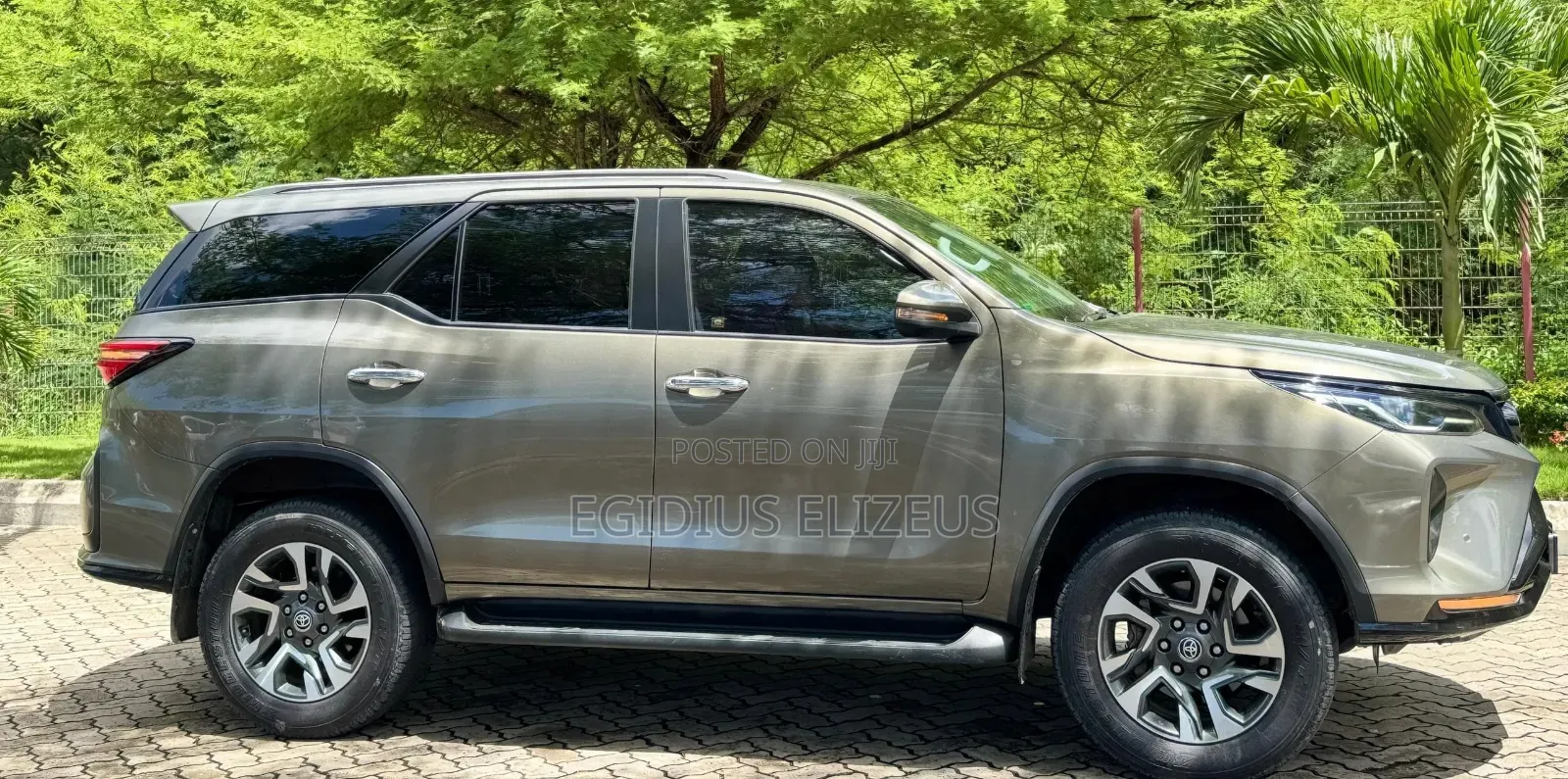Toyota Fortuner 2023 Beige