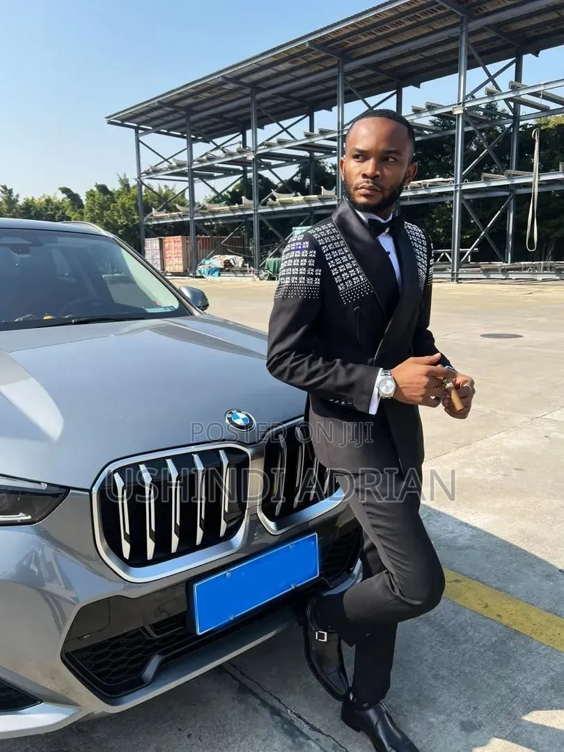Men’S Suits(Wholesale Price)Price: 200,000/=
