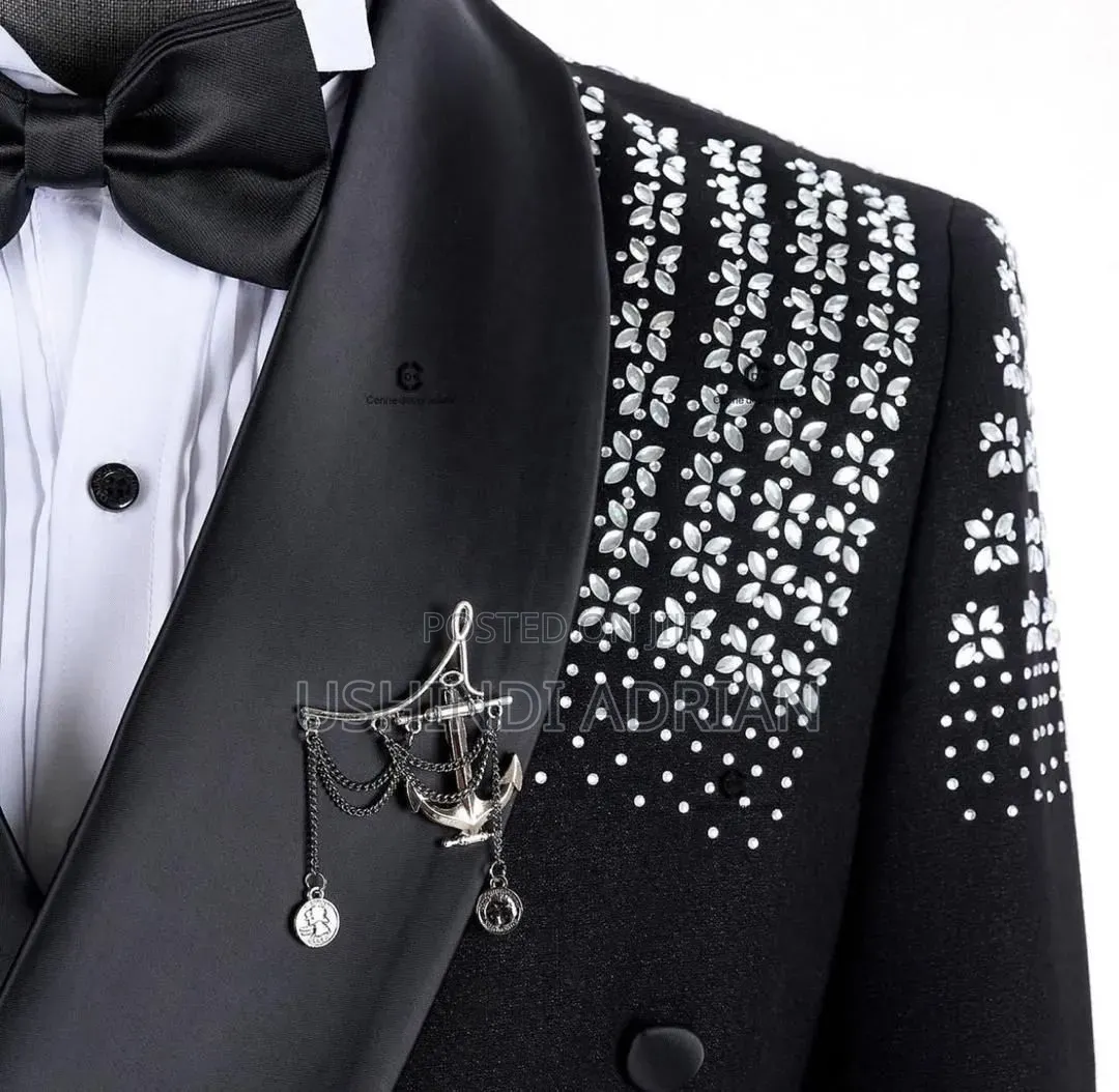 Men’S Suits(Wholesale Price)Price: 200,000/=