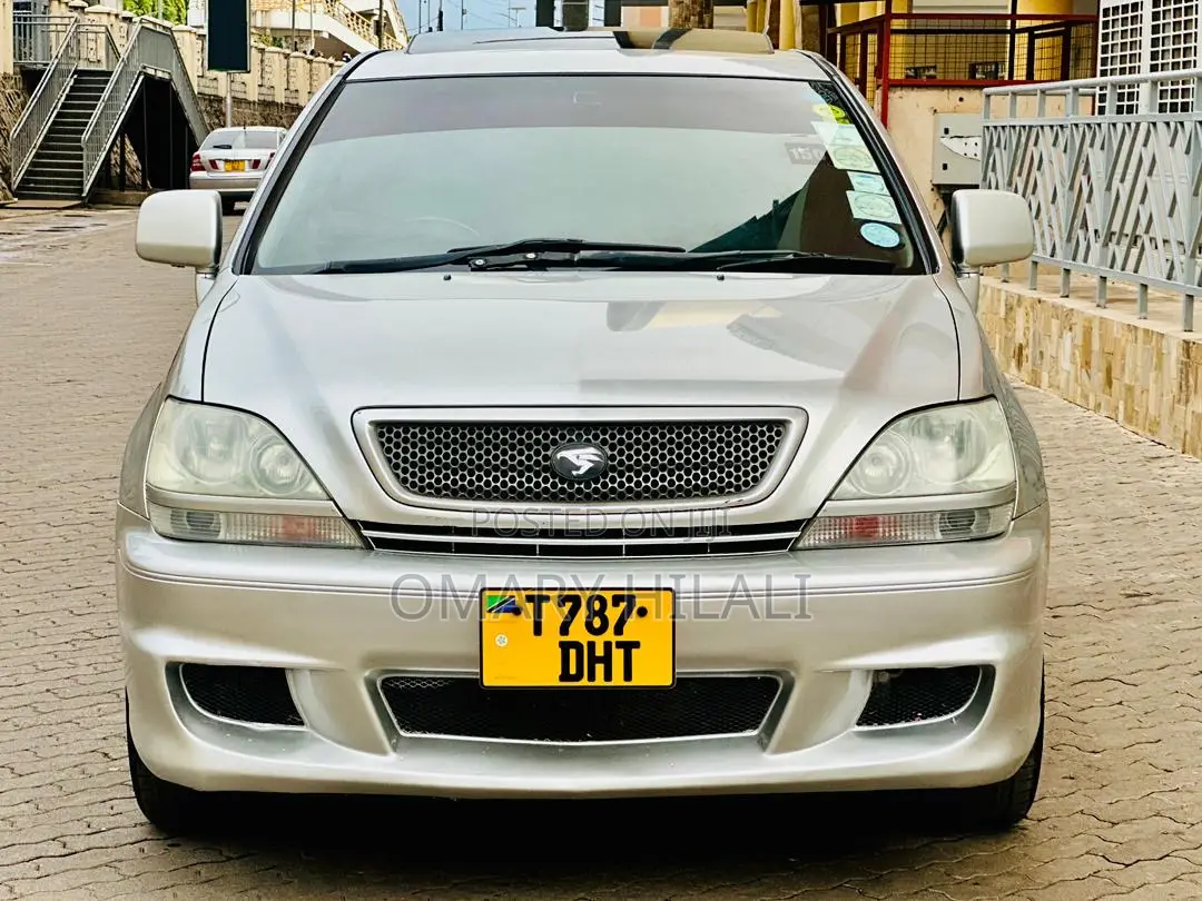 Toyota Harrier 2002 Silver