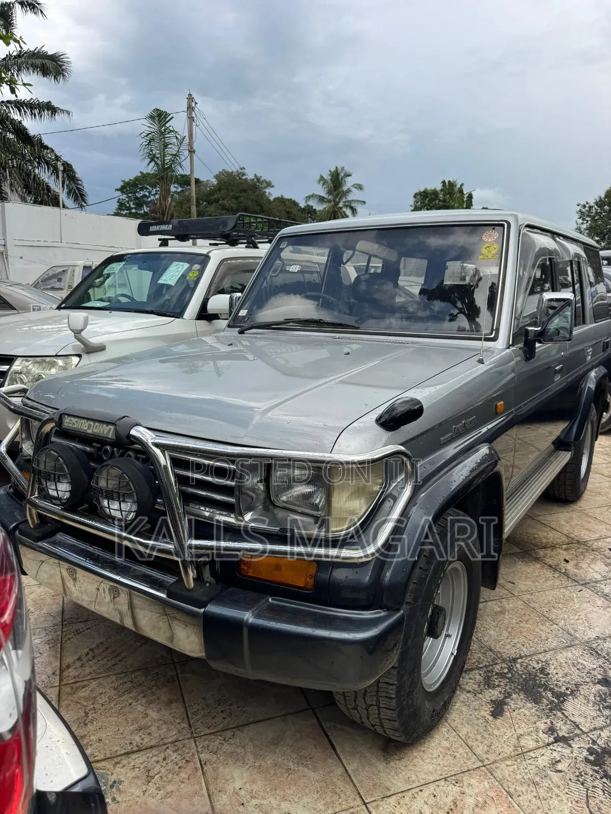 Toyota Land Cruiser Prado 2005 Gray