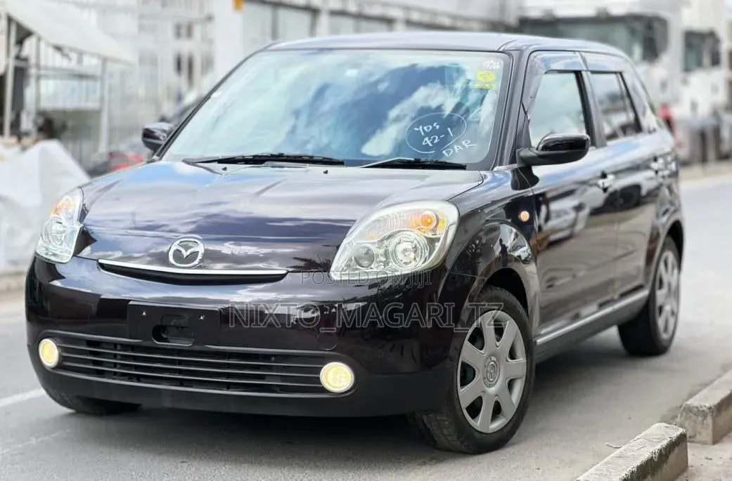 Mazda Verisa 2008 Black