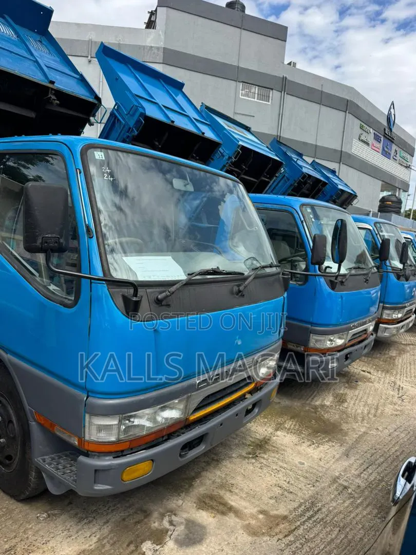 Mitsubishi Canter 1999 Blue