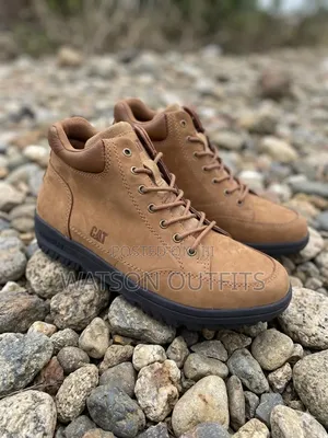 Men's Leather Shoes Cat or Caterpillar Hotly Branded Nicely Made