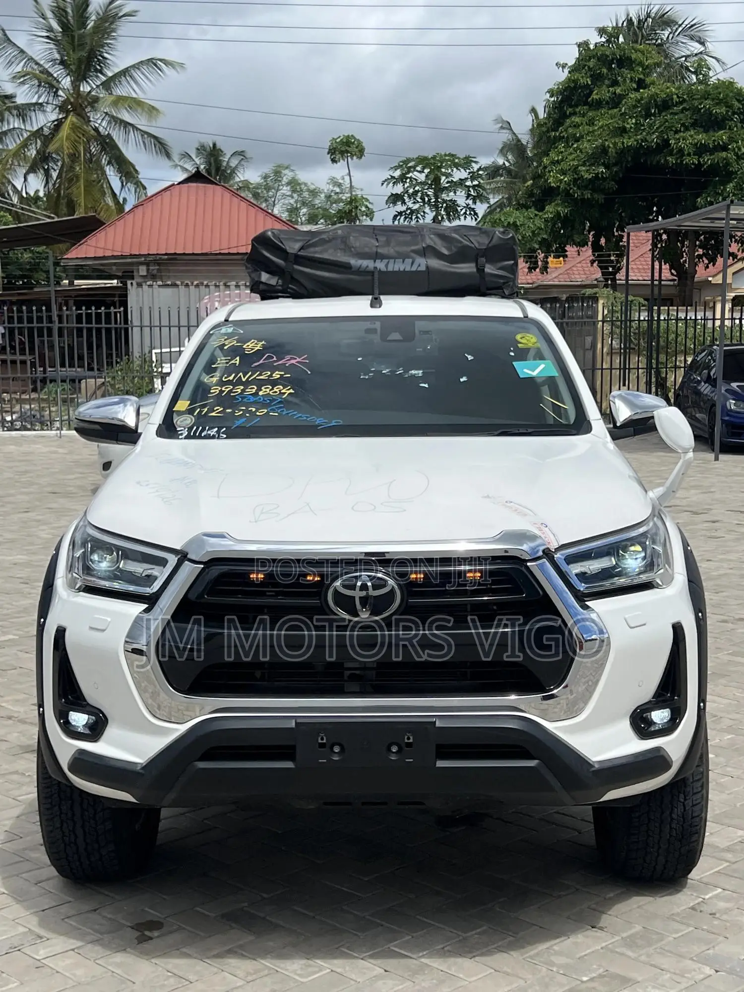 Toyota Hilux 2022 Pearl