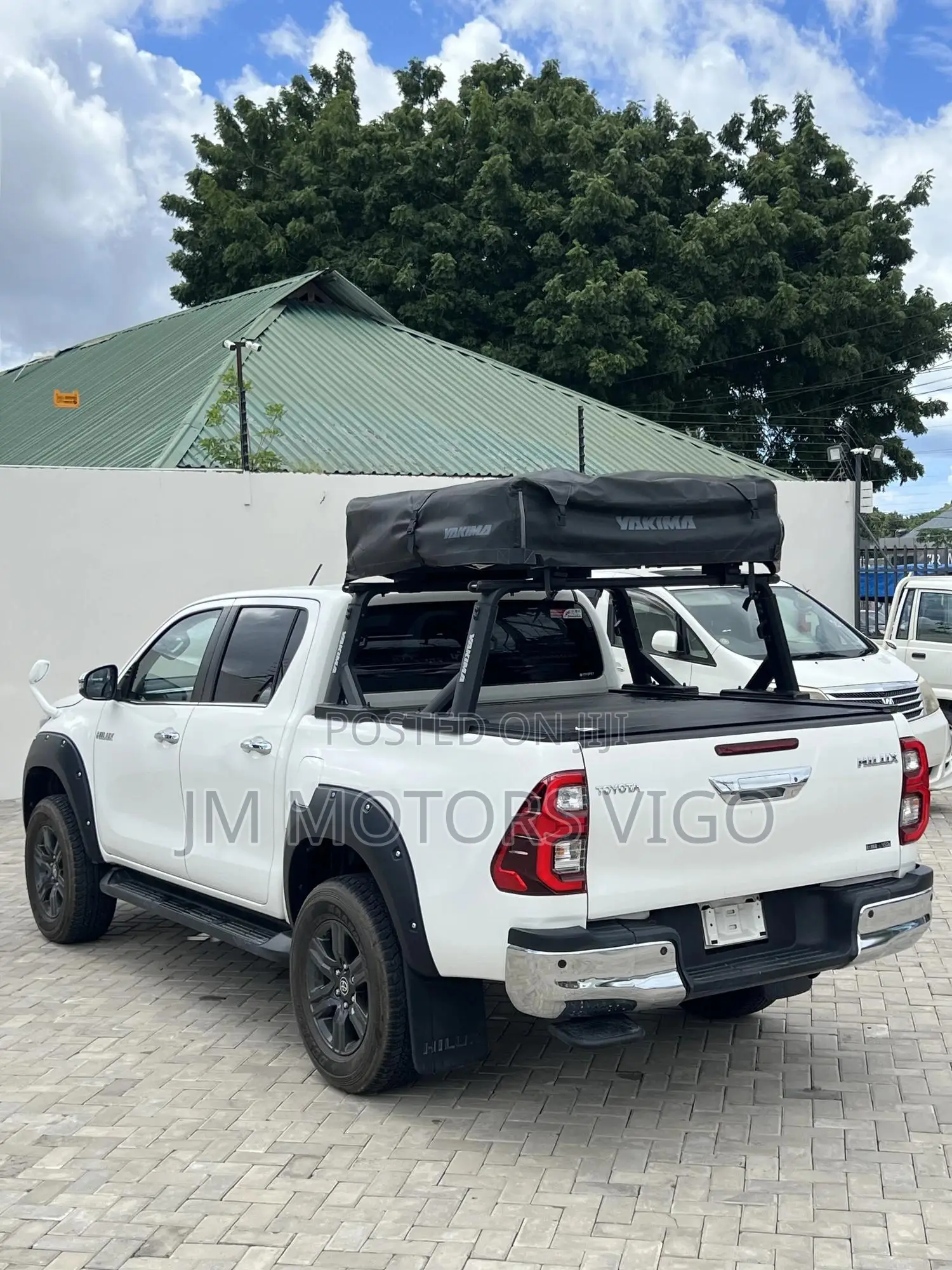 Toyota Hilux 2022 Pearl