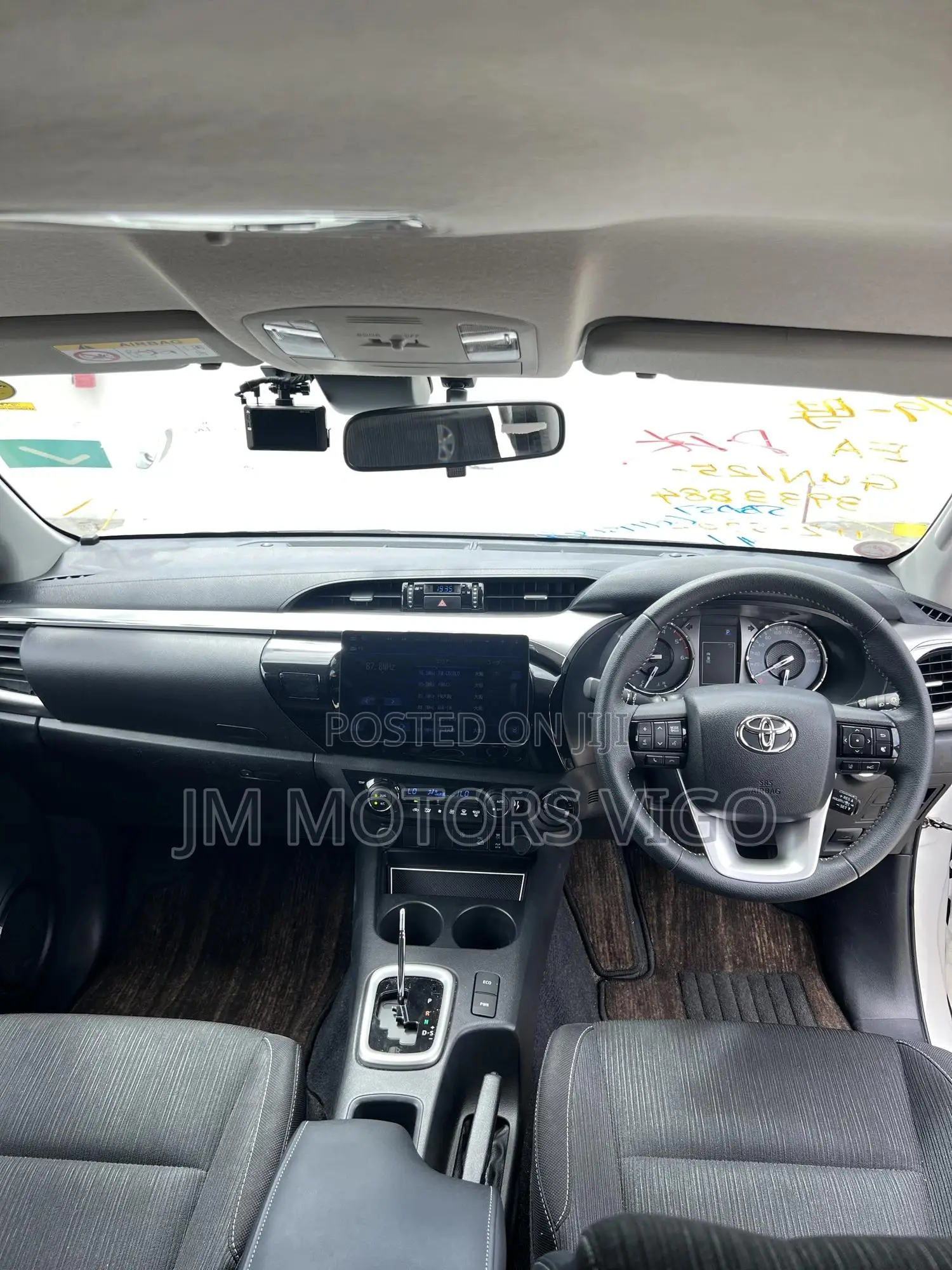 Toyota Hilux 2022 Pearl