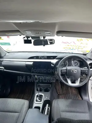 Toyota Hilux 2022 Pearl
