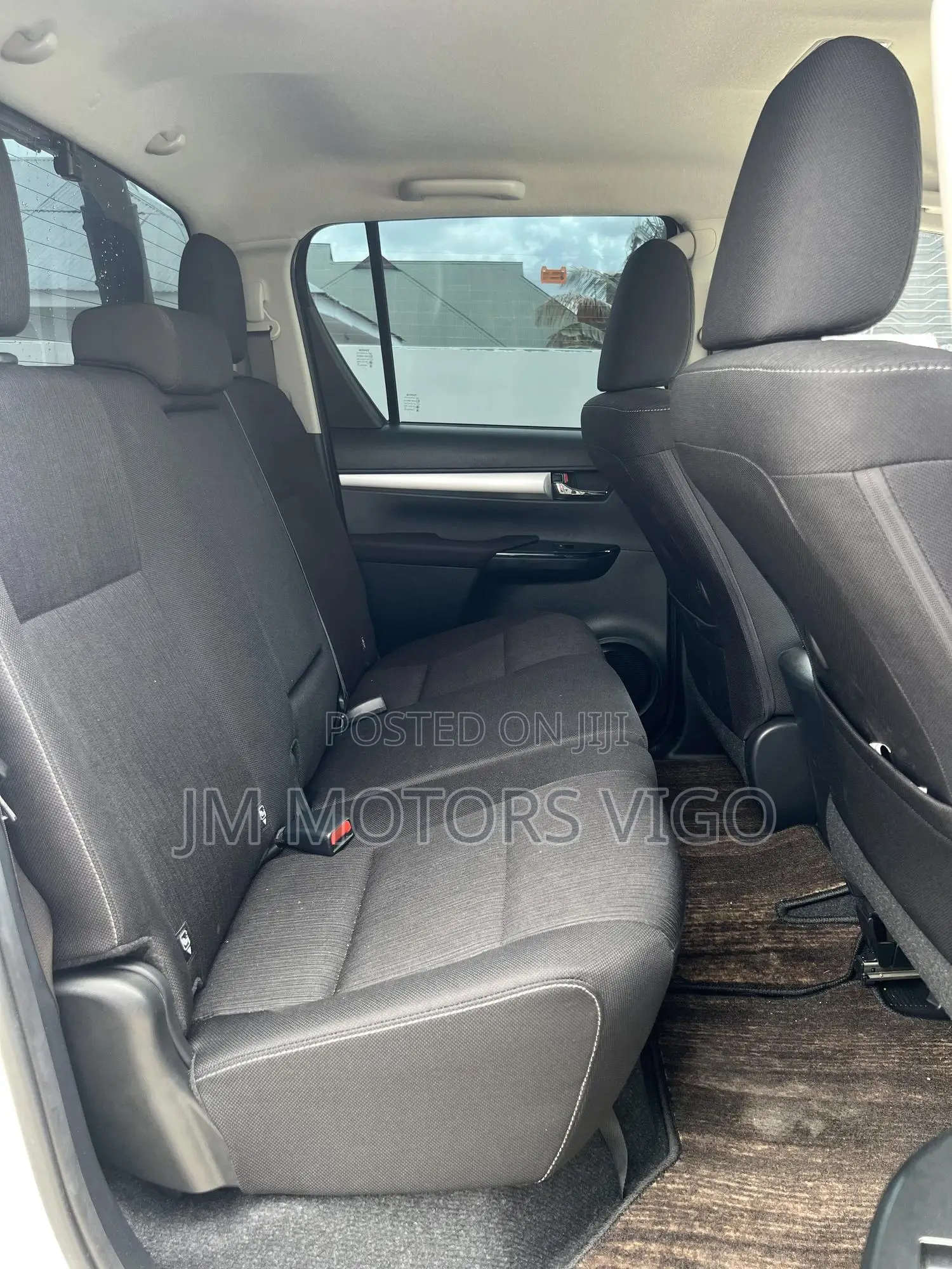 Toyota Hilux 2022 Pearl
