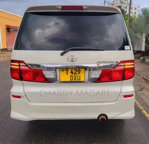 Toyota Alphard 2.4 Petrol FWD 2004 Pearl
