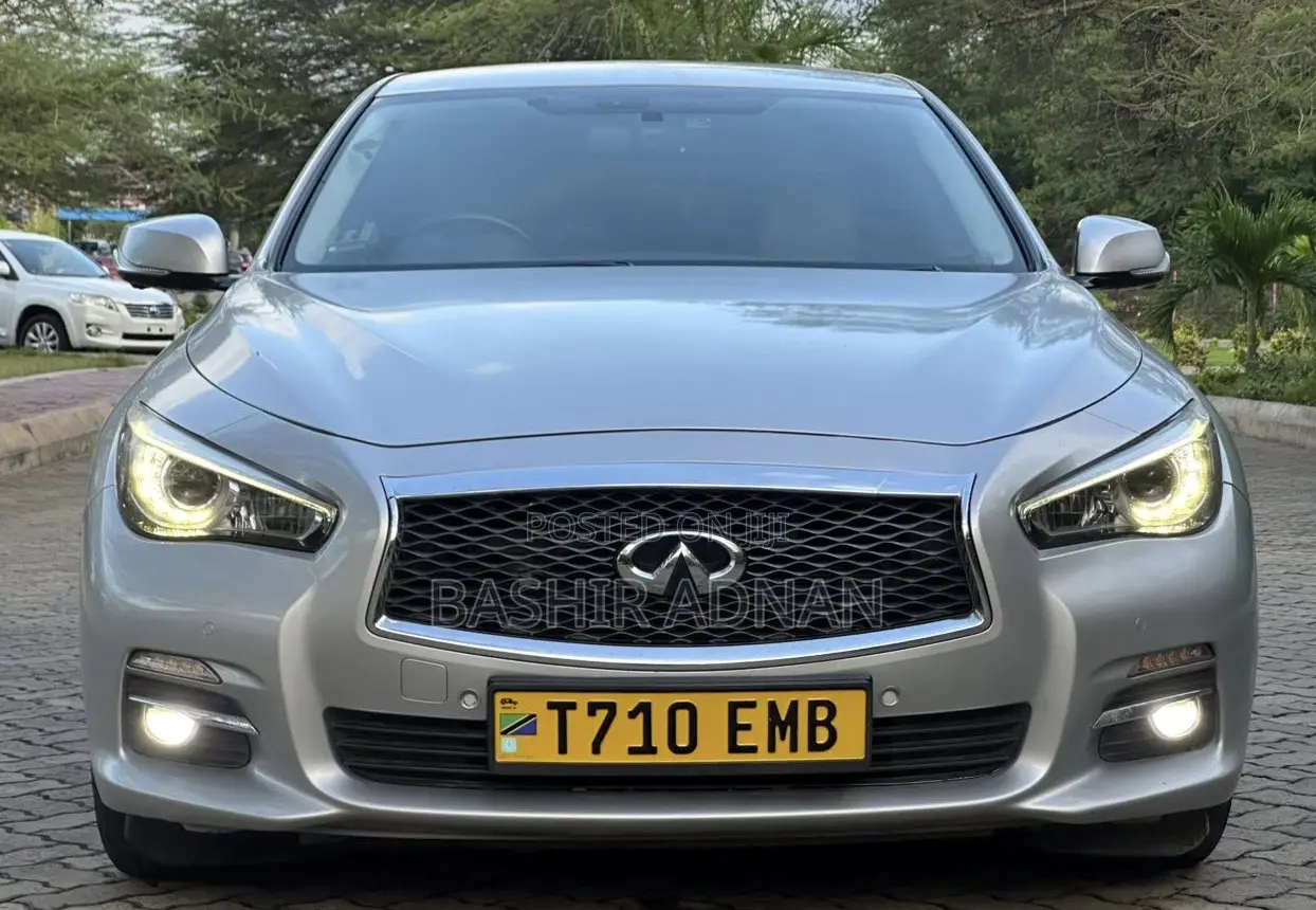 Infiniti Q50 2014 Silver