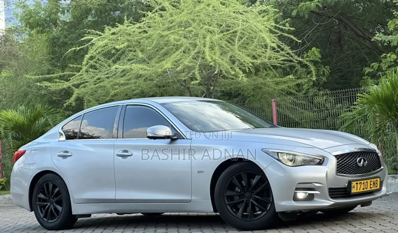 Infiniti Q50 2014 Silver