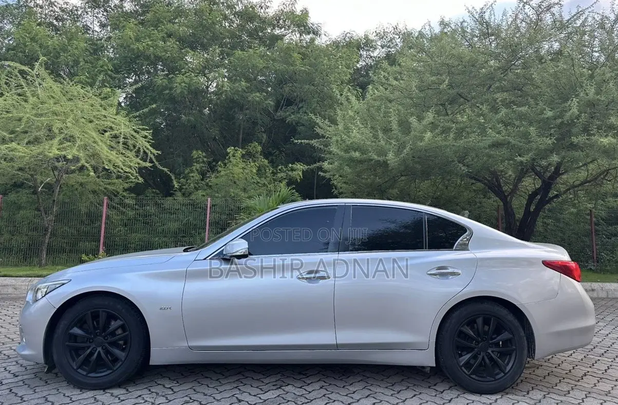 Infiniti Q50 2014 Silver