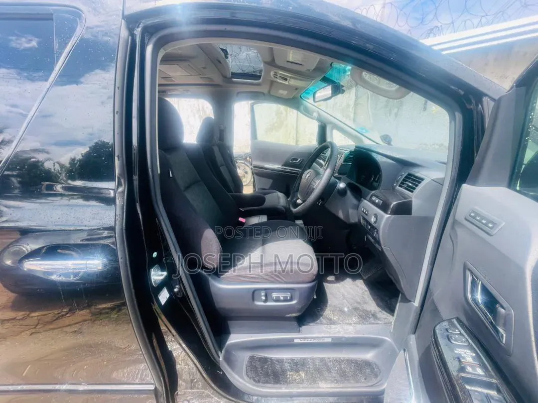 Toyota Alphard 2.4 Petrol AWD 2013 Black