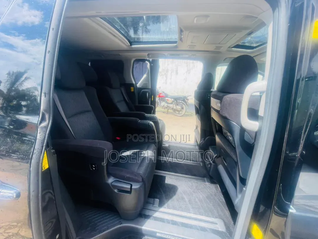 Toyota Alphard 2.4 Petrol AWD 2013 Black