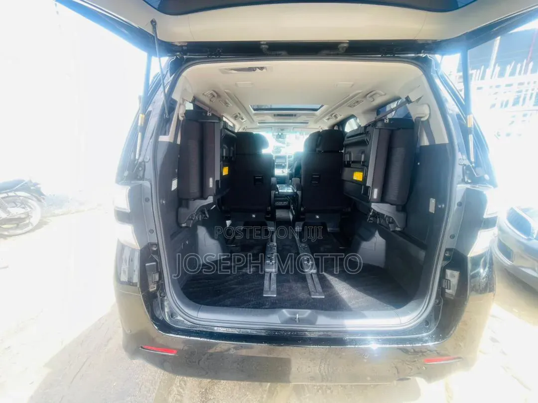 Toyota Alphard 2.4 Petrol AWD 2013 Black