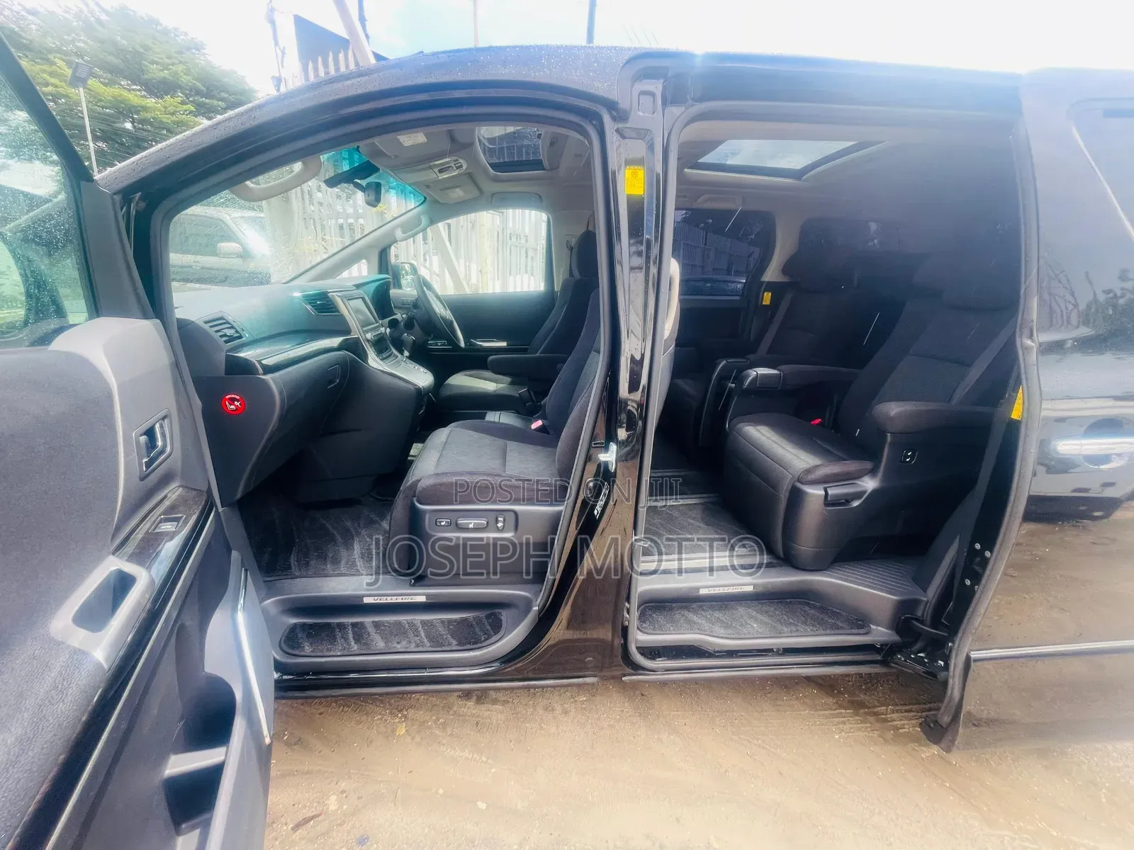 Toyota Alphard 2.4 Petrol AWD 2013 Black