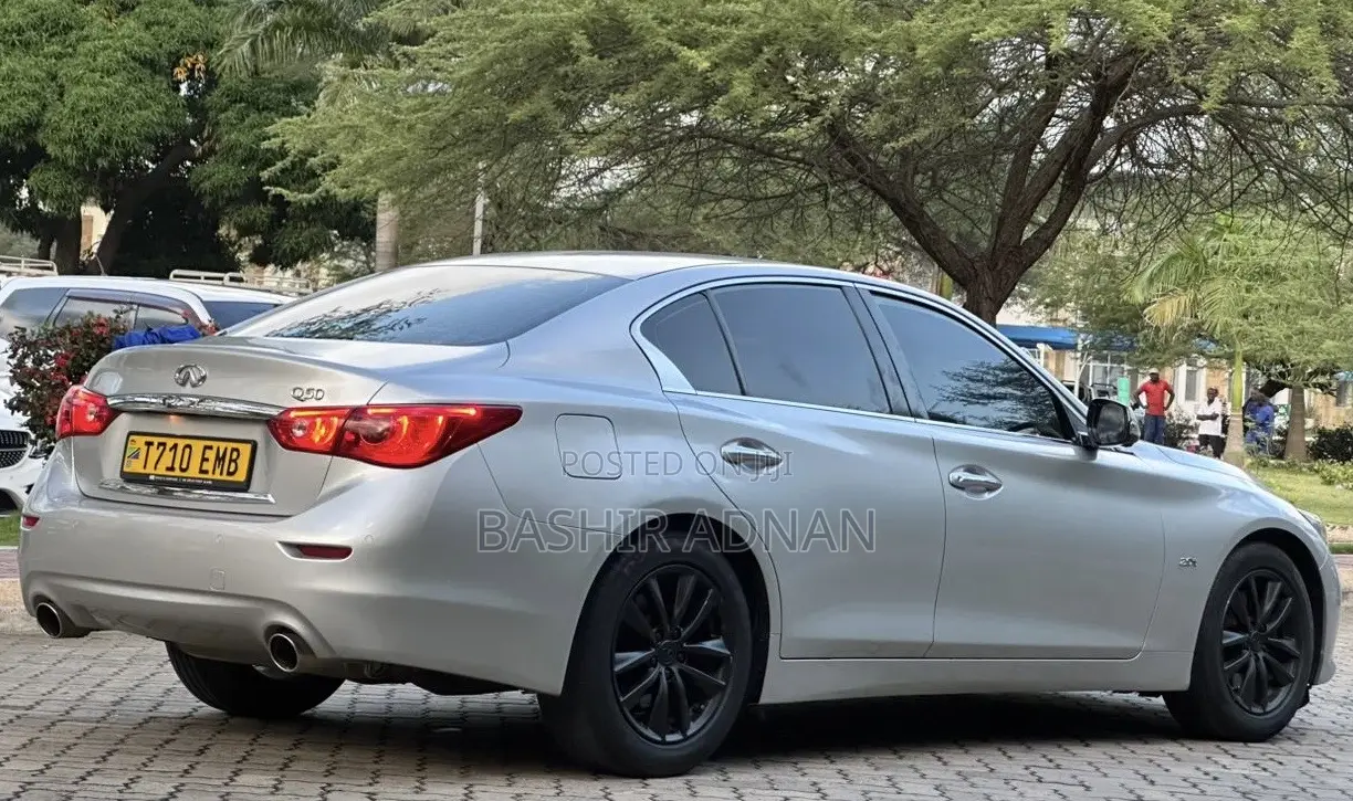 Infiniti Q50 2014 Silver