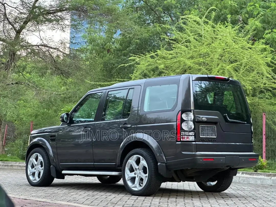 Land Rover Discovery 2016 Gray