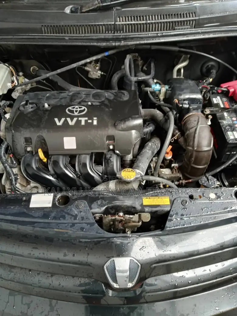 Toyota IST 2006 Black
