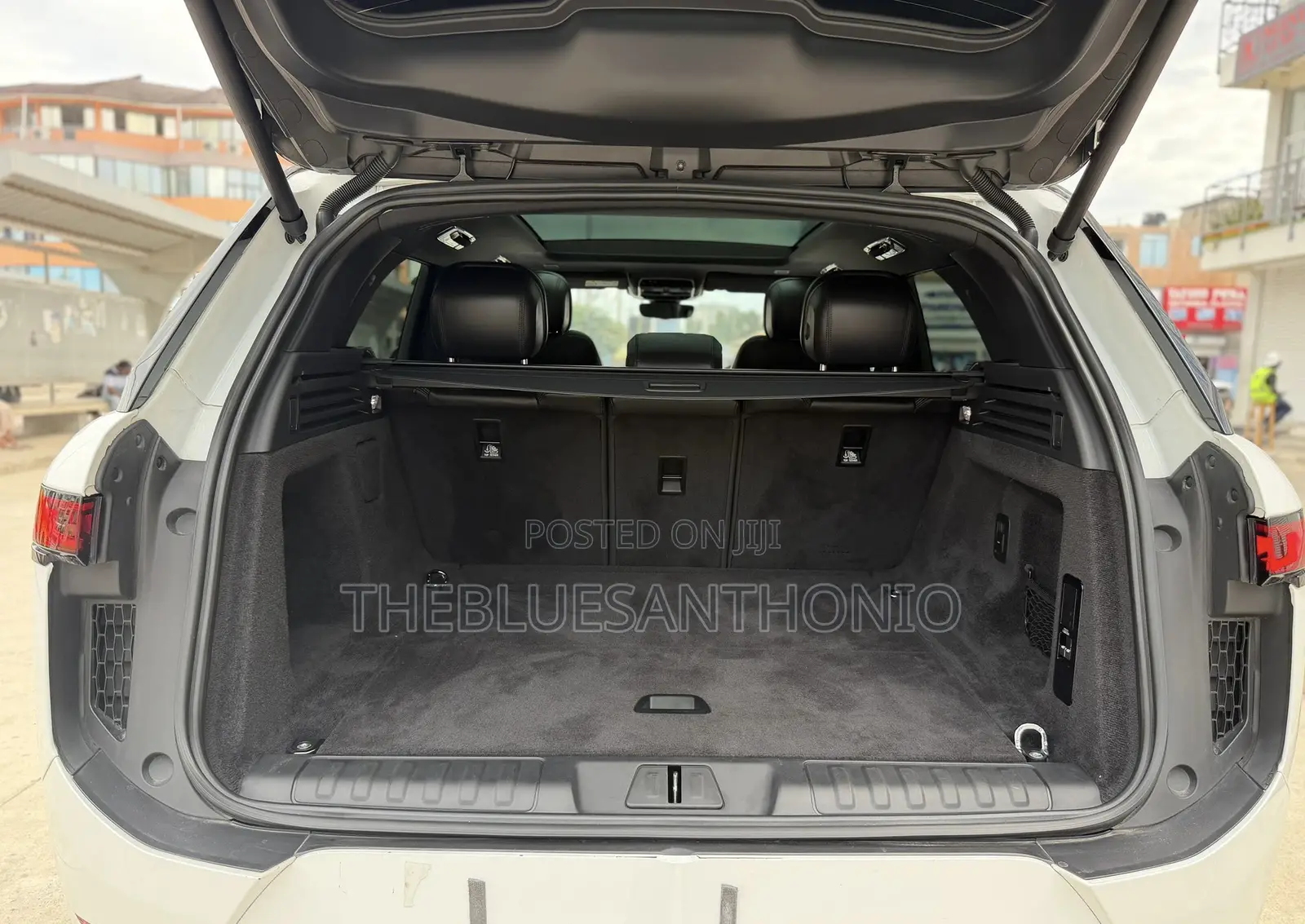 New Land Rover Range Rover Sport 2024 White
