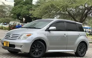 Toyota IST 2007 Silver
