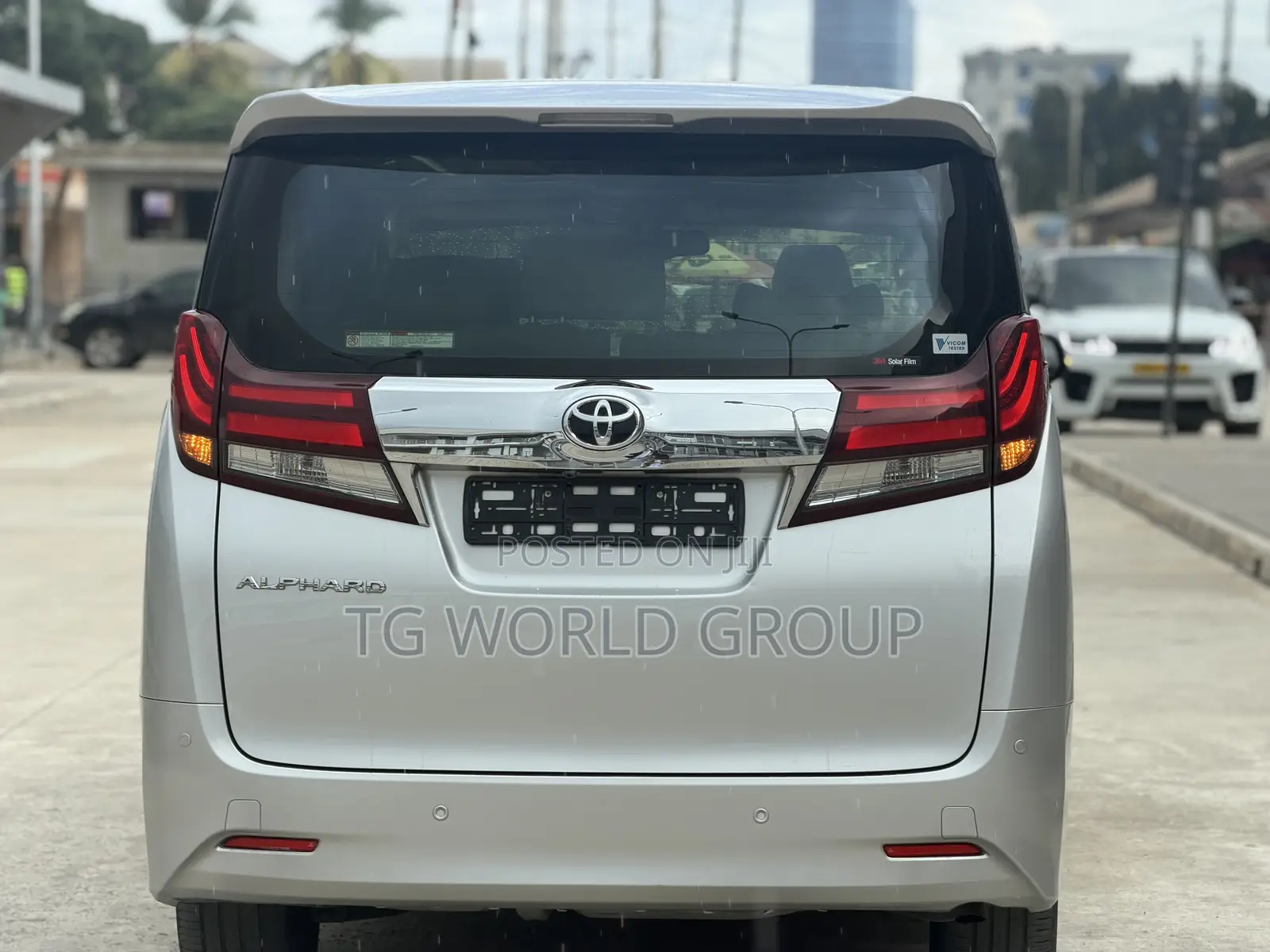 Toyota Alphard 2.5 Petrol AWD 2017 Silver