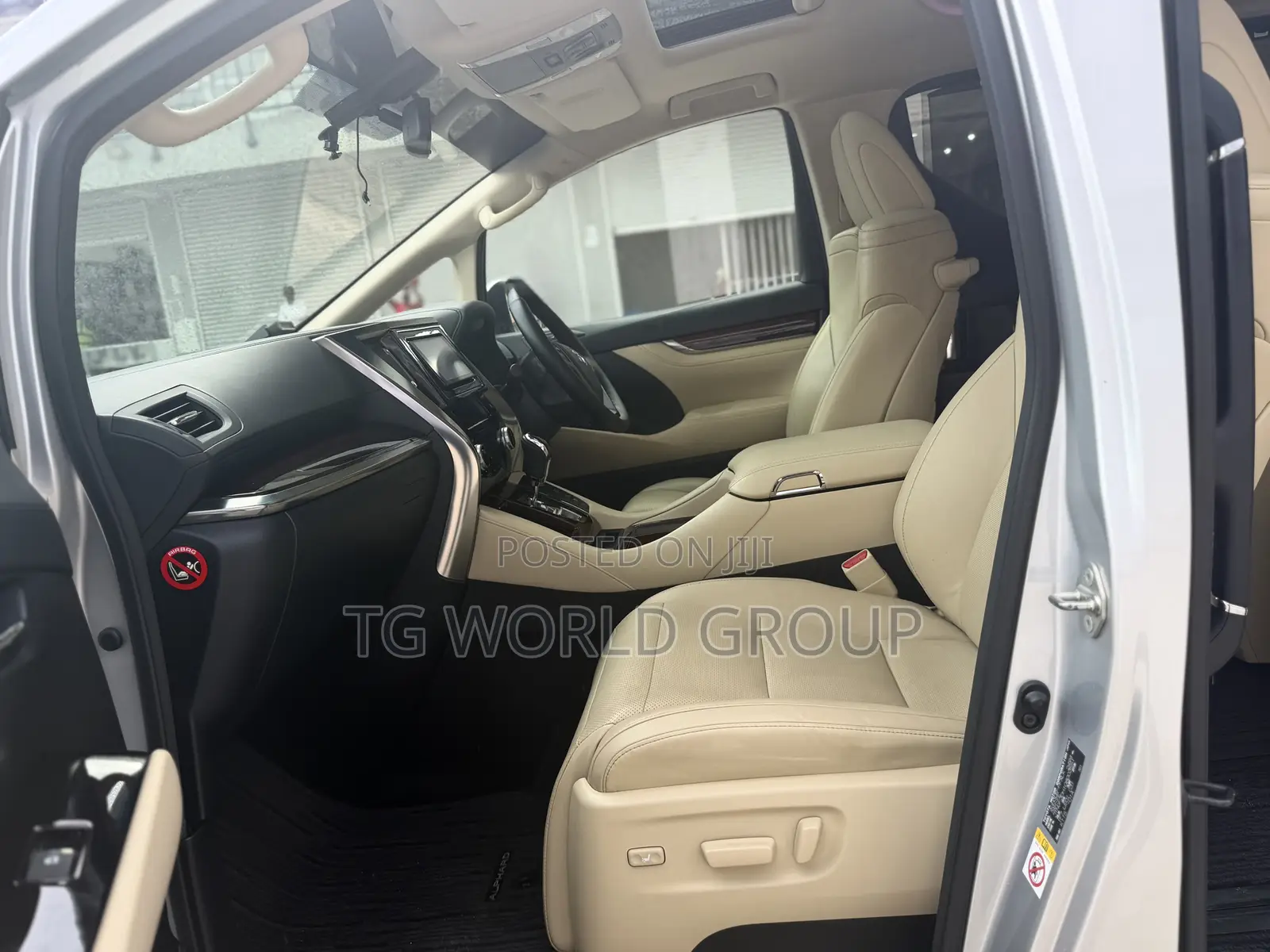 Toyota Alphard 2.5 Petrol AWD 2017 Silver