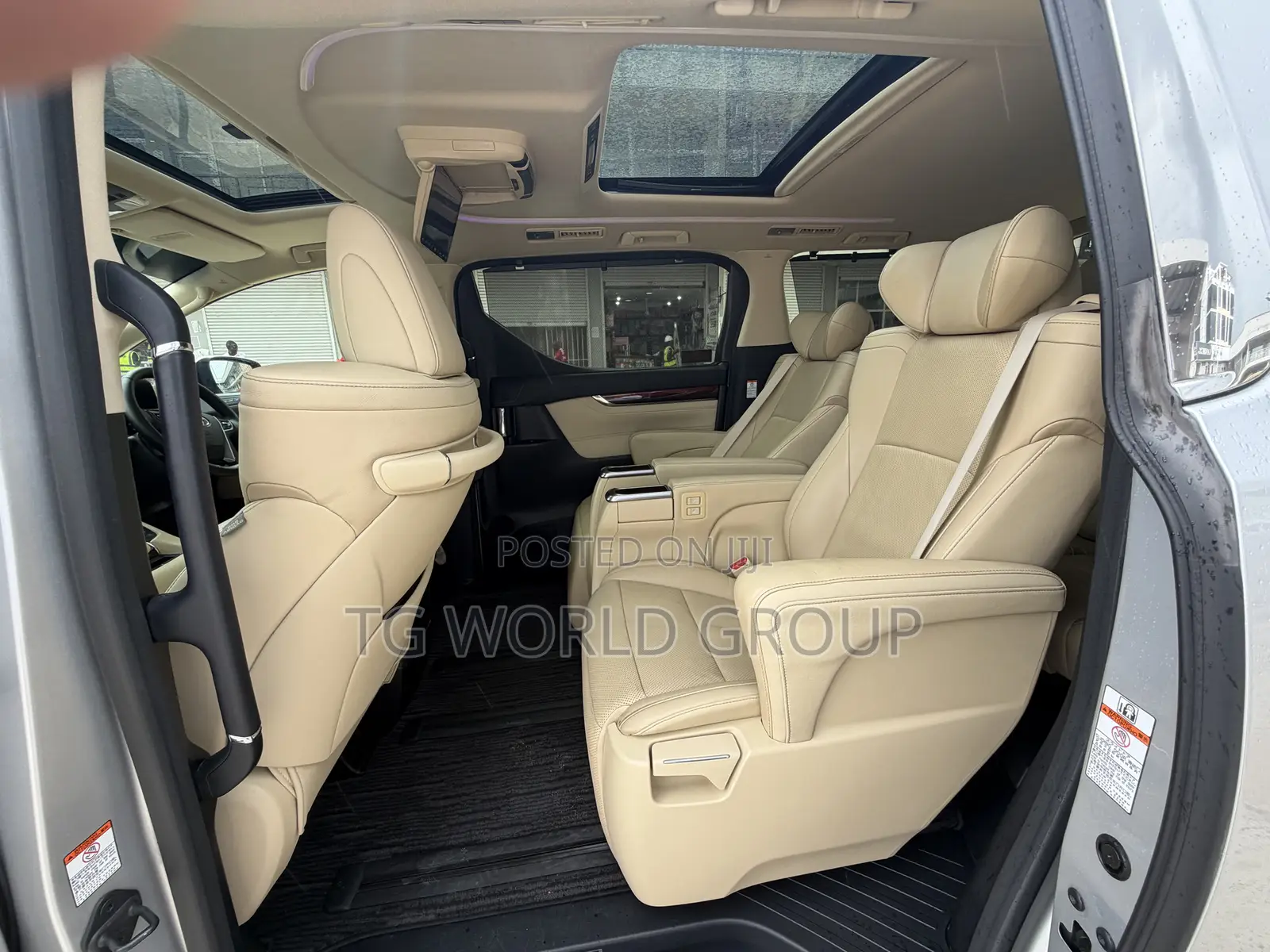 Toyota Alphard 2.5 Petrol AWD 2017 Silver