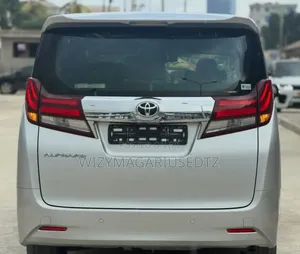 Toyota Alphard 2017 Grey