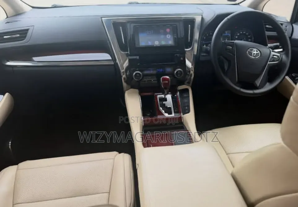 Toyota Alphard 2017 Grey