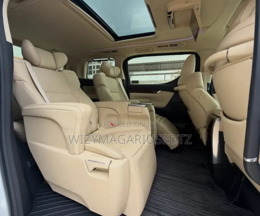 Toyota Alphard 2017 Grey