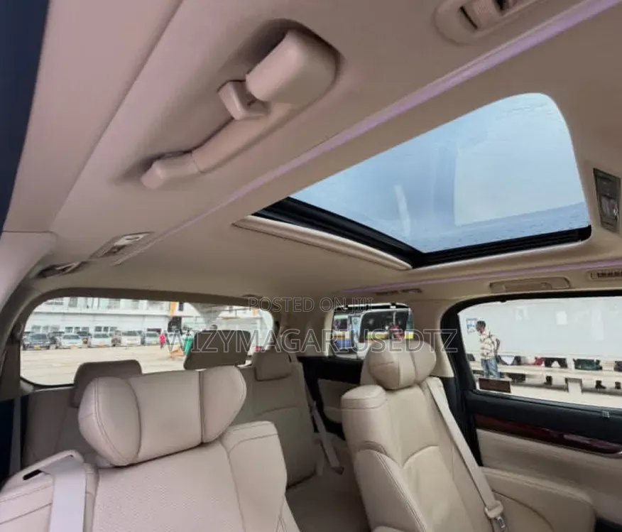 Toyota Alphard 2017 Grey