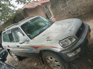 Toyota RAV4 Automatic 2003 Silver