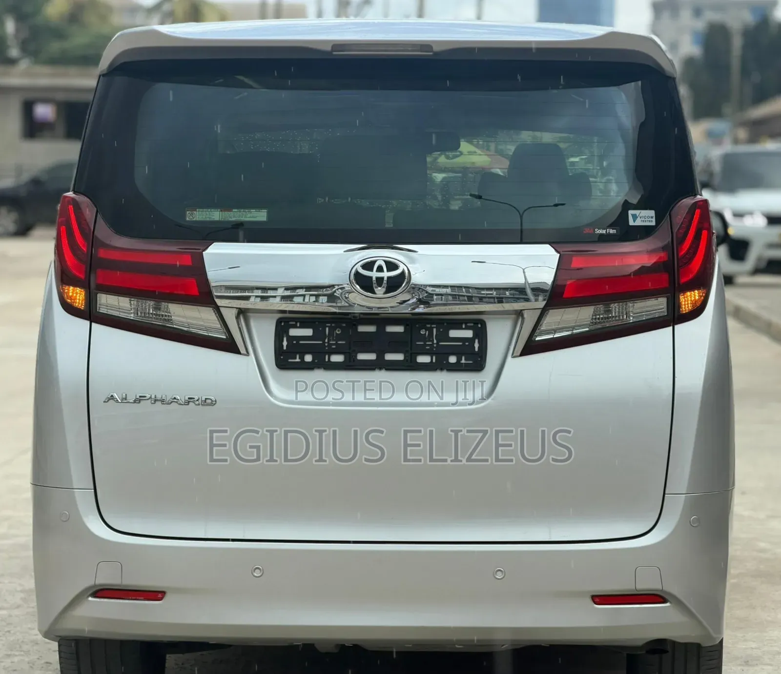 Toyota Alphard 2017 Silver