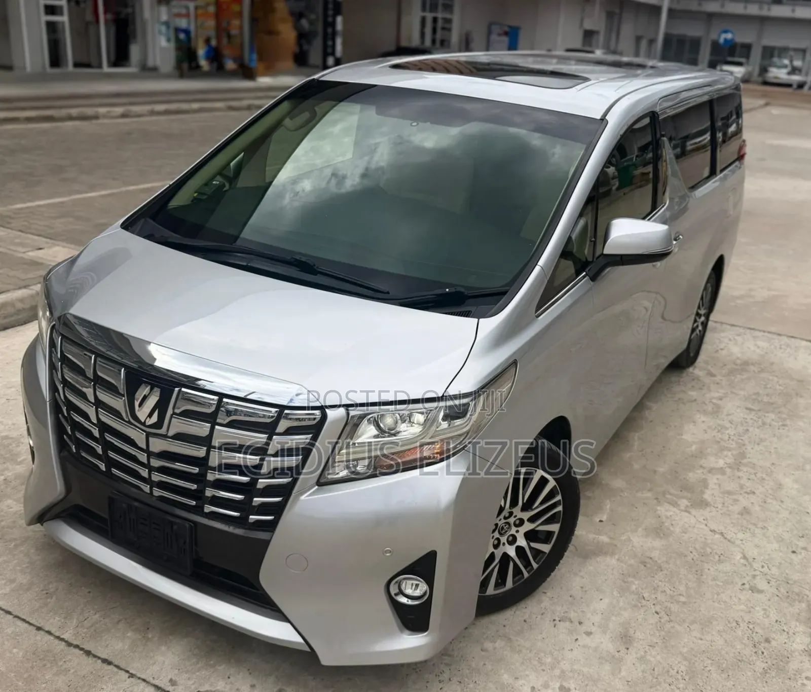 Toyota Alphard 2017 Silver