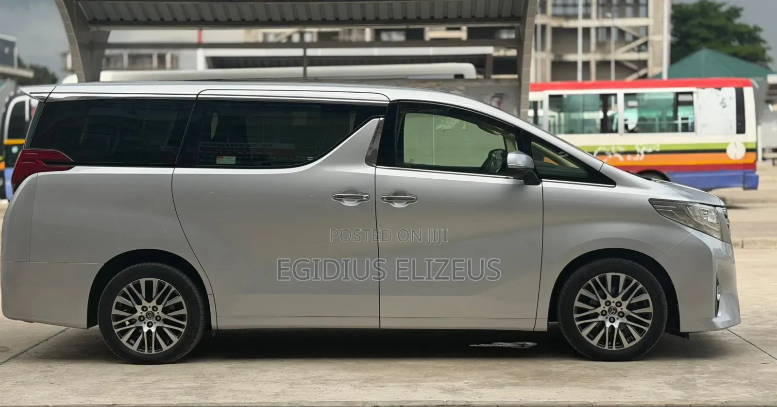 Toyota Alphard 2017 Silver
