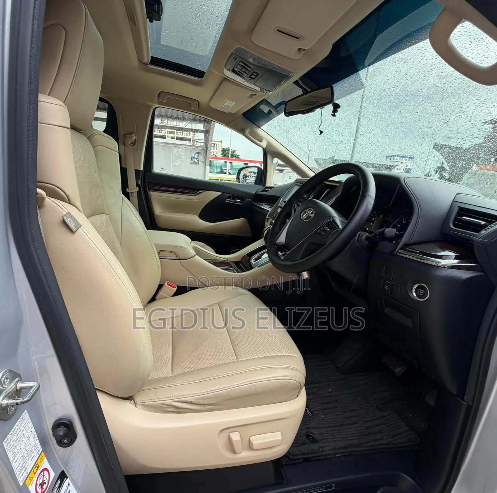 Toyota Alphard 2017 Silver