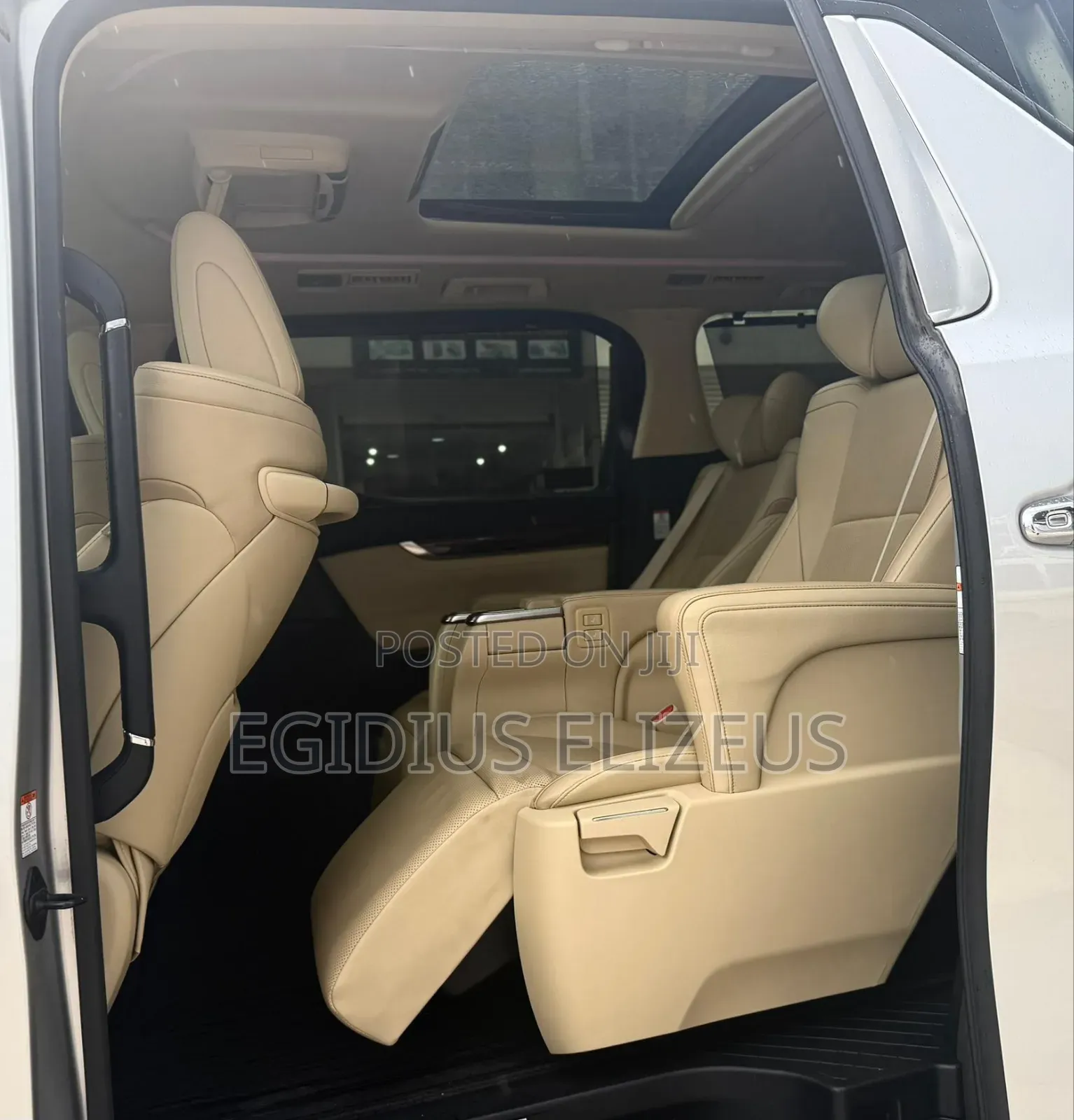 Toyota Alphard 2017 Silver