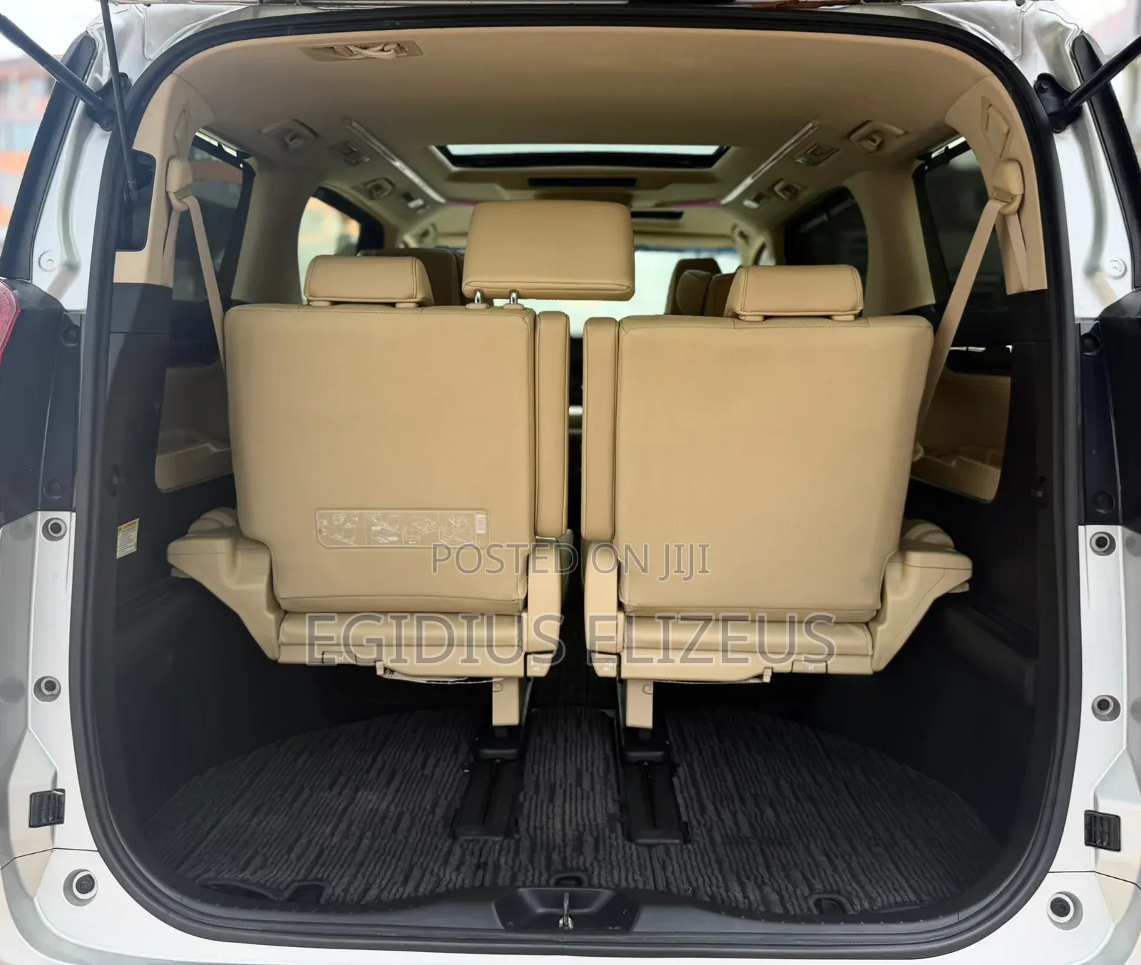 Toyota Alphard 2017 Silver
