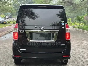 Toyota Noah 2007 Black