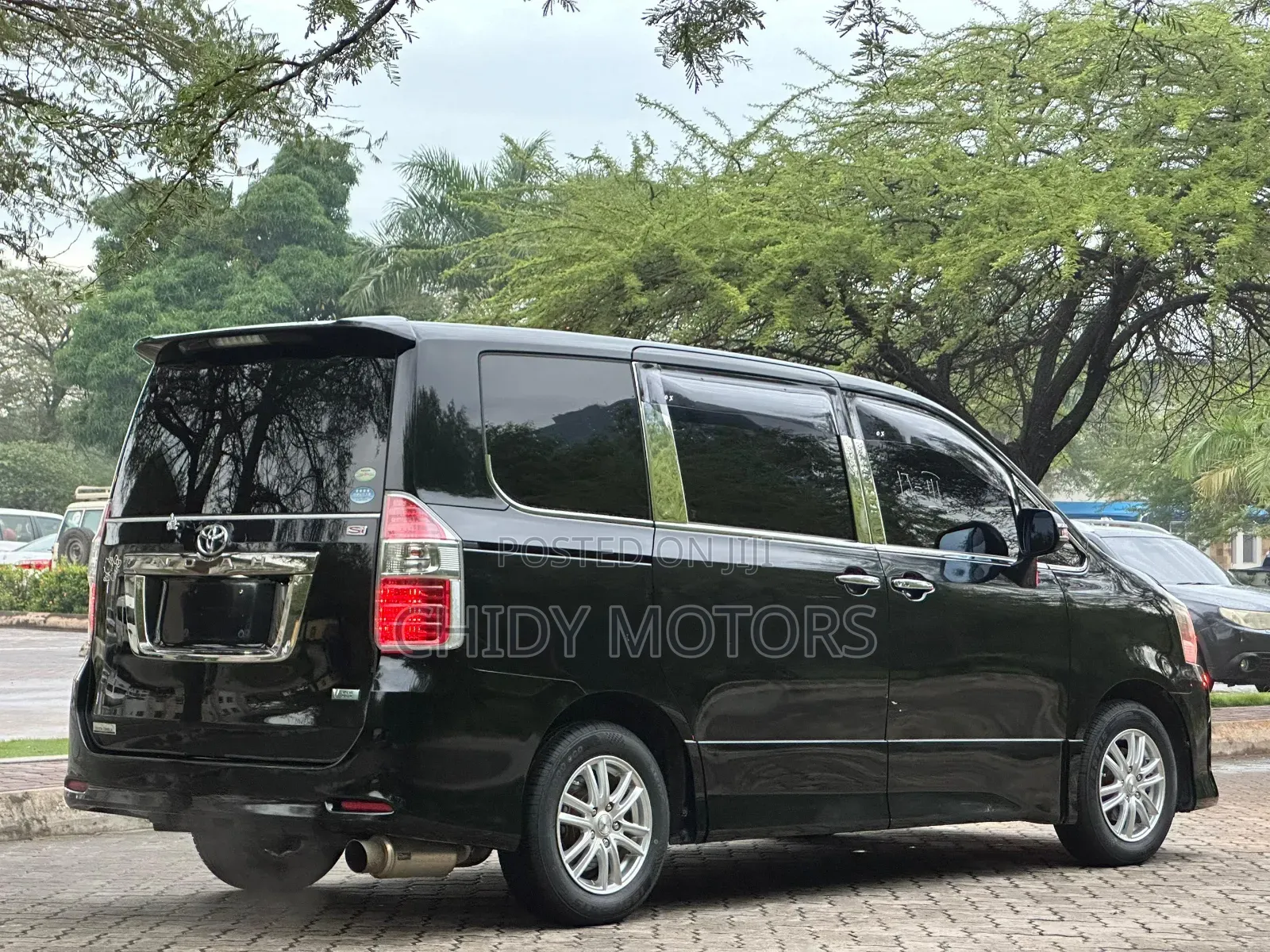Toyota Noah 2007 Black