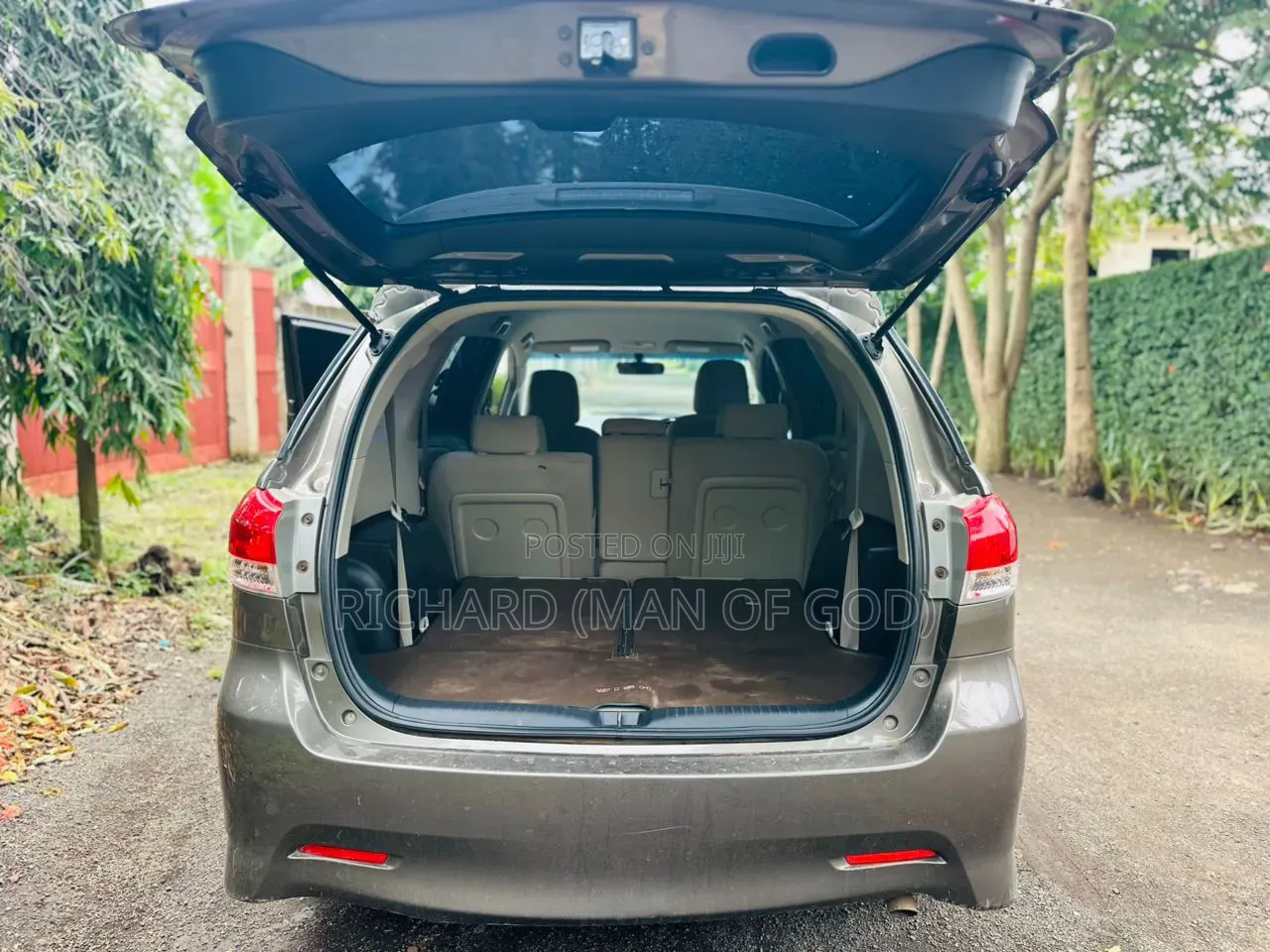 Toyota Wish 2011 Gray