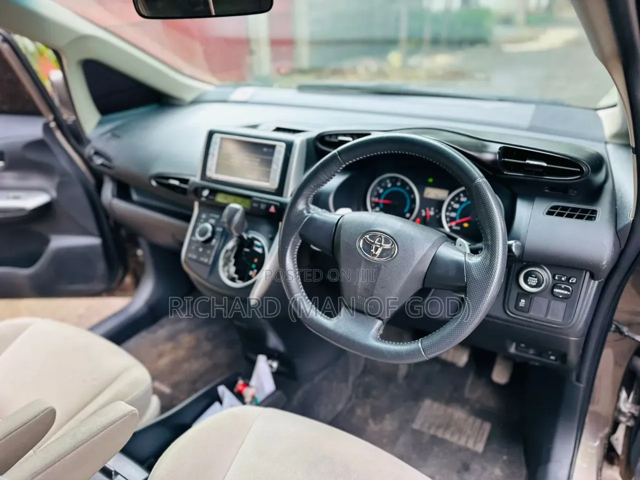 Toyota Wish 2011 Gray