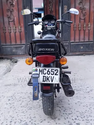 New Bajaj Boxer 125 2025 Black