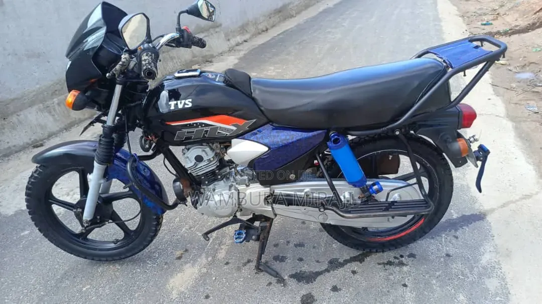 New TVS HLX 125 2025 Black