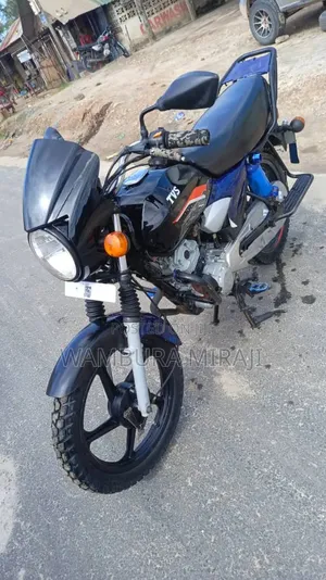 New TVS HLX 125 2025 Black