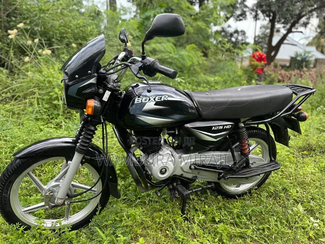 New Bajaj Boxer 125 2024 Black