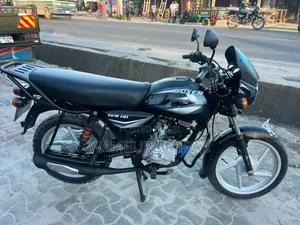 New Bajaj Boxer 125 2025 Black