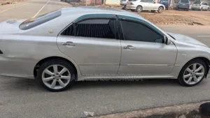 Toyota Crown 2003 Silver